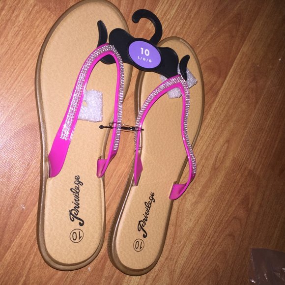 Privilege Size 10 Rhinestone Ladies Pink Slippers - Picture 5 of 7